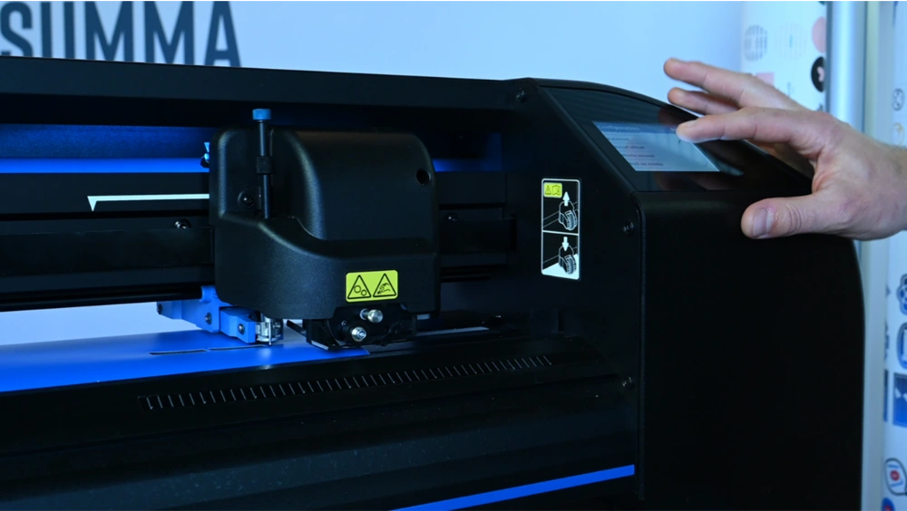 Summa S3 140 S Class 3 Wide-Format Roll Cutter